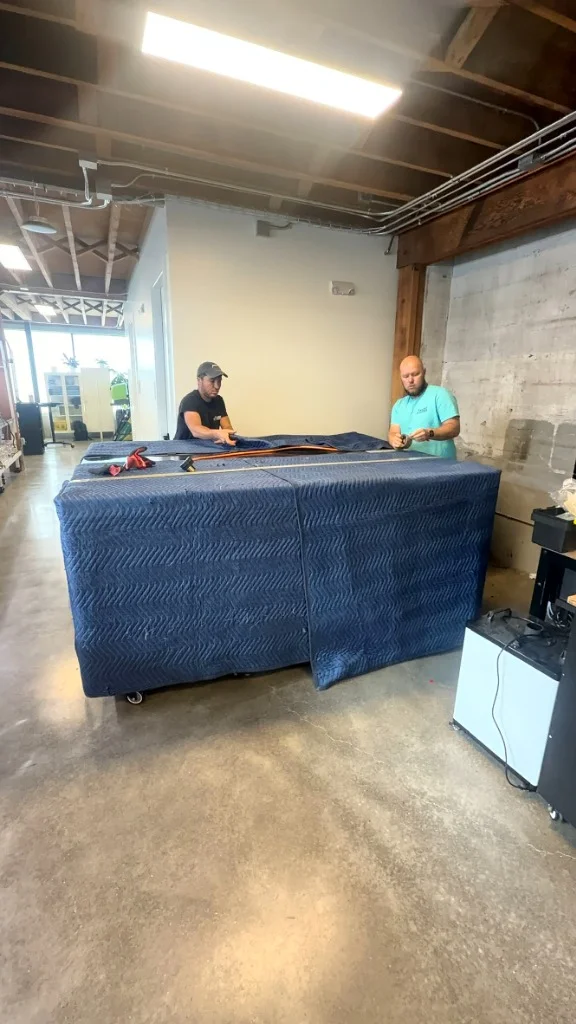 Medical and Lab Equipment Moving
